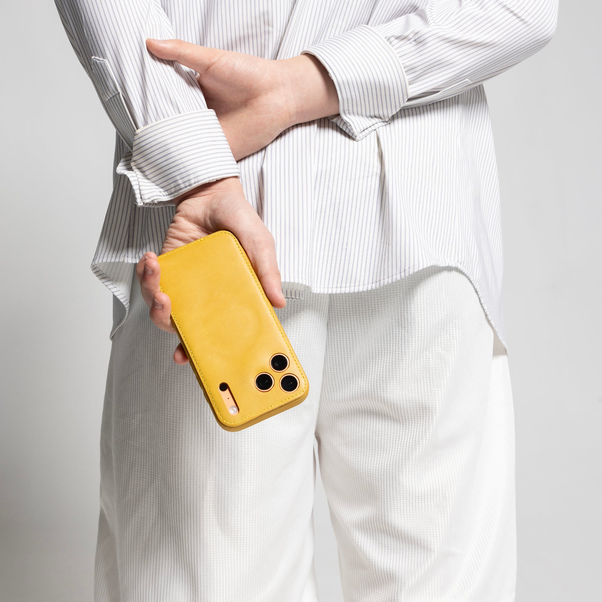 Honey Tan Vegetable-Tanned Leather iPhone Case